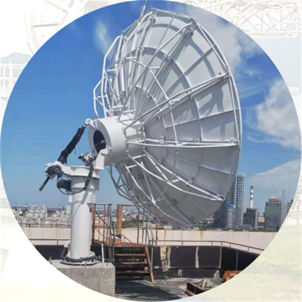 Antena de estaci&oacute;n terrestre Antena de 2,4 m